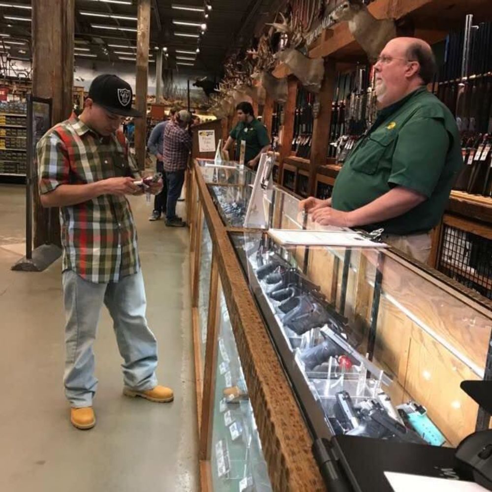 Meet your Posher, Catrachito